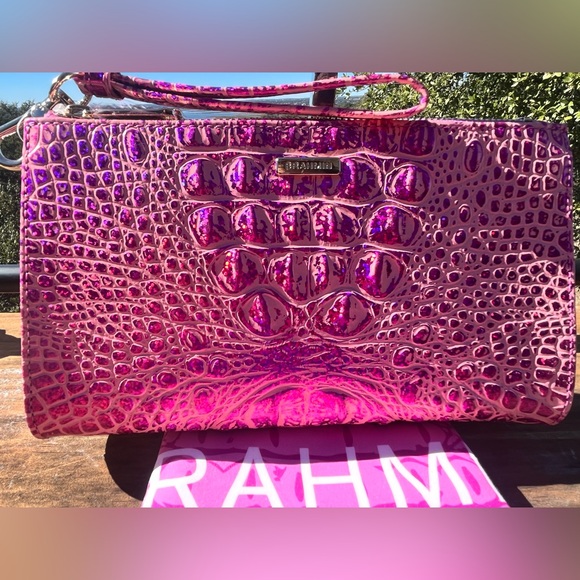 NWT Brahmin Daisy EMPOWER Clutch/Wristlet